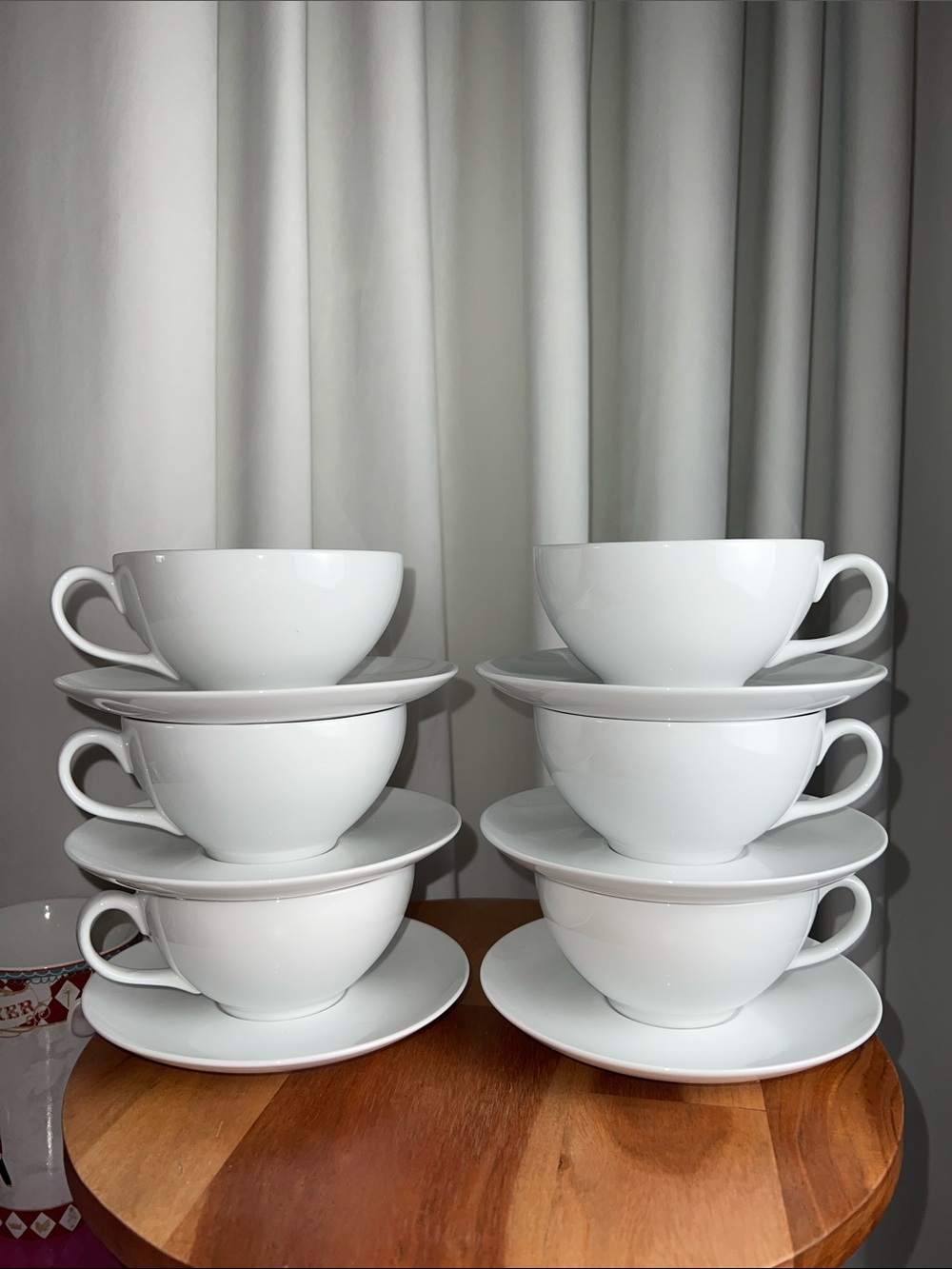 Crate & Barrel latte cup and saucer 6/sets